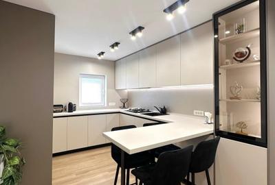 Apartament cu 4 camere decomandat, mobilat în Lipovei
