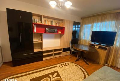 Apartament cu 2 camere decomandat în Micro 6 - 3