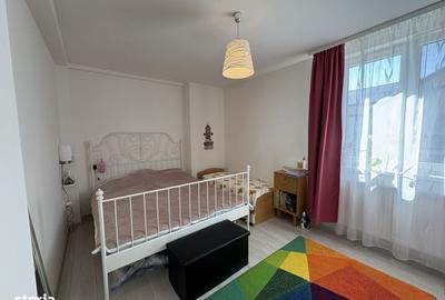 Casă cu 3 camere în Șelimbăr