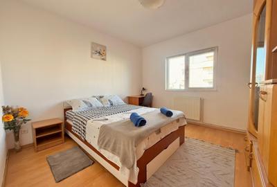 Apartament cu 3 camere decomandat în Plopilor