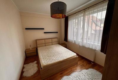 Apartament cu 2 camere decomandat în Complex Studențesc