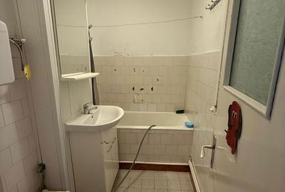 Apartament cu 2 camere semidecomandat, mobilat în Sud - 4