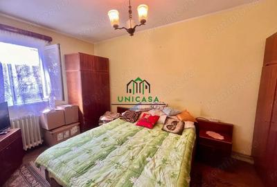 Apartament cu 3 camere semidecomandat în Traian