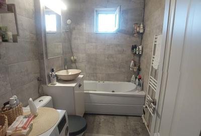 Apartament cu 2 camere decomandat în Precista - 6