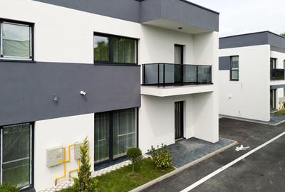 Duplex cu 5 camere cu Canalizare în Florești - 7
