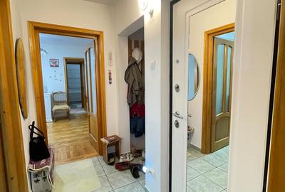Apartament cu 3 camere semidecomandat, mobilat în Podu Roș - 4