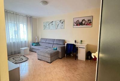 Apartament cu 2 camere decomandat în Sud