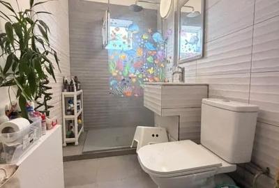 Apartament cu 3 camere semidecomandat în Bucovina