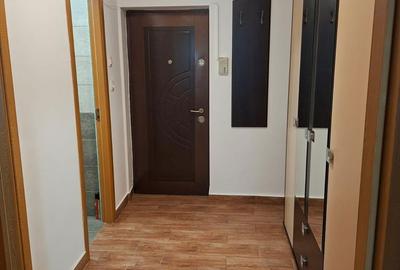 Garsonieră decomandată, mobilată în Vitan - 1