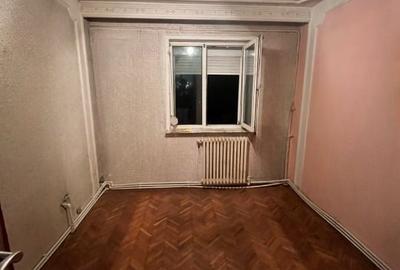 Apartament cu 3 camere decomandat în Tătărași - 1