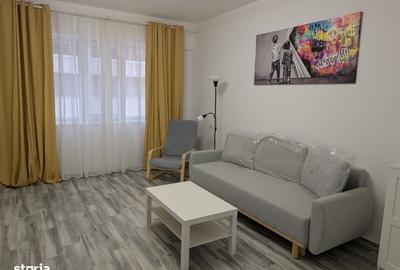 Garsonieră decomandată în Central