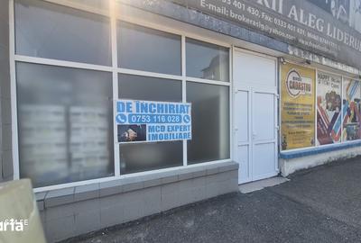 Spațiu comercial, de 30 mp, în Central