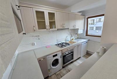 Apartament cu 3 camere decomandat, mobilat în Palat - 2