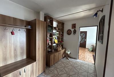 Apartament cu 3 camere semidecomandat în Exterior Vest - 2
