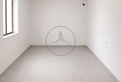 Spațiu comercial, de 90 mp, în Central