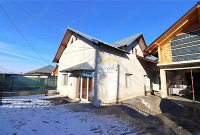 Casă cu 3 camere cu Teren 540 Mp în Filipeștii de Pădure - 4