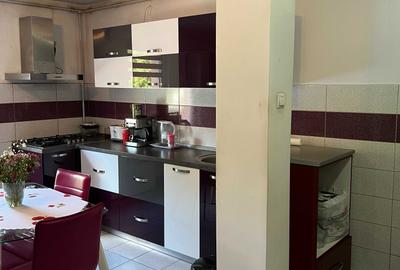 Apartament cu 2 camere decomandat în Central - 1