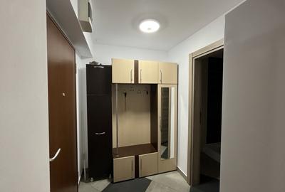 Apartament cu 2 camere decomandat, mobilat în Aurel Vlaicu