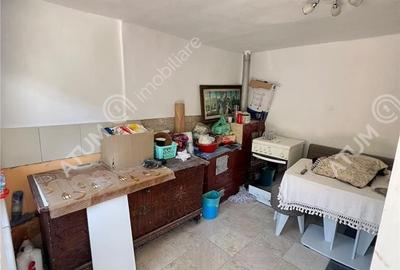 Casă cu 3 camere în Poplaca