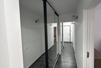 Apartament cu 3 camere în Tomis III