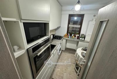 Apartament cu 2 camere decomandat în Nicolina - 3