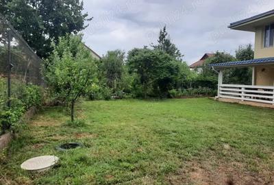 Casă cu 5 camere cu Teren 812 Mp în Central - 2