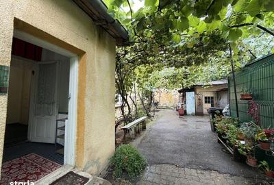 Casă cu 3 camere nedecomandat în Central