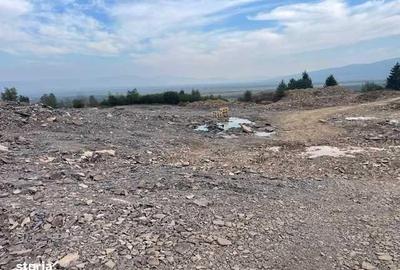 Teren de 50000 mp, în Joseni - 2