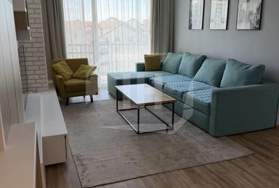 Apartament cu 3 camere semidecomandat, mobilat în Bună Ziua