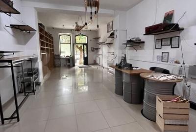Spațiu comercial, de 140 mp, în Central