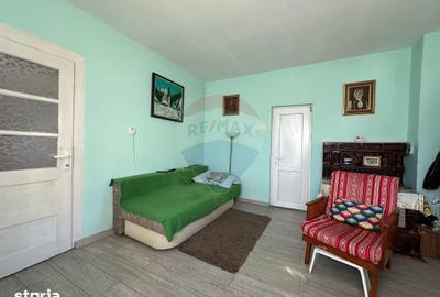 Casă cu 3 camere cu Teren 2500 Mp în Benesat
