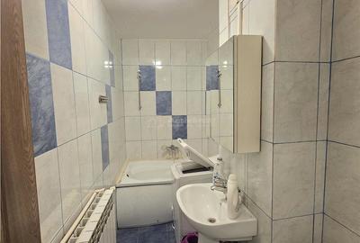 Garsonieră decomandată în Timpuri Noi