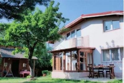 Casă cu Teren 1700 Mp în Șotrile