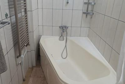 Casă cu 4 camere cu Teren 170 Mp în Domenii