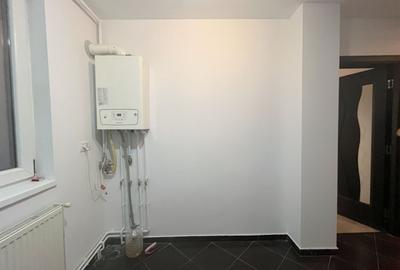 Apartament cu 3 camere decomandat în Spitalul Județean - 8