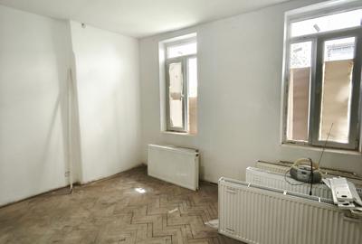 Casă cu 5 camere cu Canalizare în Ultracentral - 5