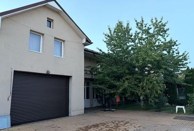 Casă cu 4 camere în Exterior Vest