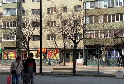 Apartament cu 3 camere decomandat în Central - 1