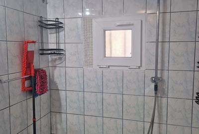 Apartament cu 3 camere semidecomandat în Orizont - 2