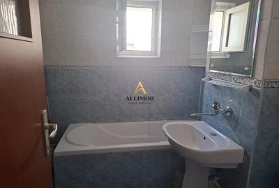 Apartament cu 3 camere în Paltiniș