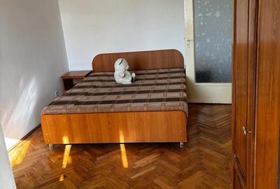 Apartament cu 2 camere semidecomandat în Gojdu