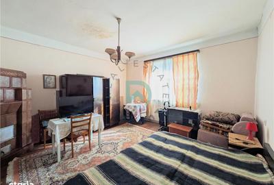 Casă cu 4 camere cu Teren 262 Mp în Tractorul - 10