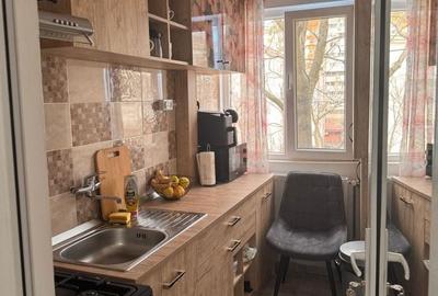 Apartament cu 2 camere semidecomandat în Central