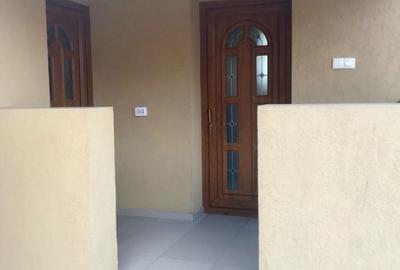 Casă cu 4 camere cu Teren 500 Mp în Central - 8