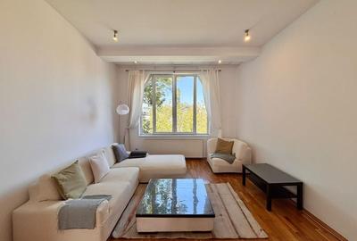 Apartament cu 3 camere, mobilat în Primăverii
