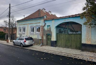 Casă cu 2 camere decomandat în Soroștin - 2