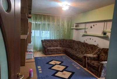 Apartament cu 2 camere decomandat în Beba Veche