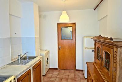 Apartament cu 3 camere decomandat în 1 Mai - 7