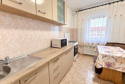 Apartament cu 2 camere semidecomandat în Olimpia-Stadion