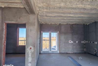 Casă cu 4 camere cu Teren 500 Mp în Central